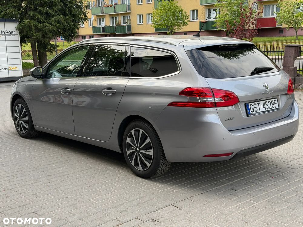 Peugeot 308 1.2 PureTech Allure S&S - 9