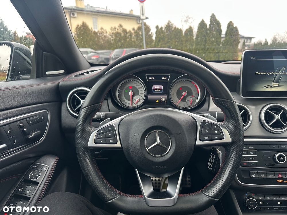 Mercedes-Benz CLA 220 d 7G-DCT AMG Line - 10