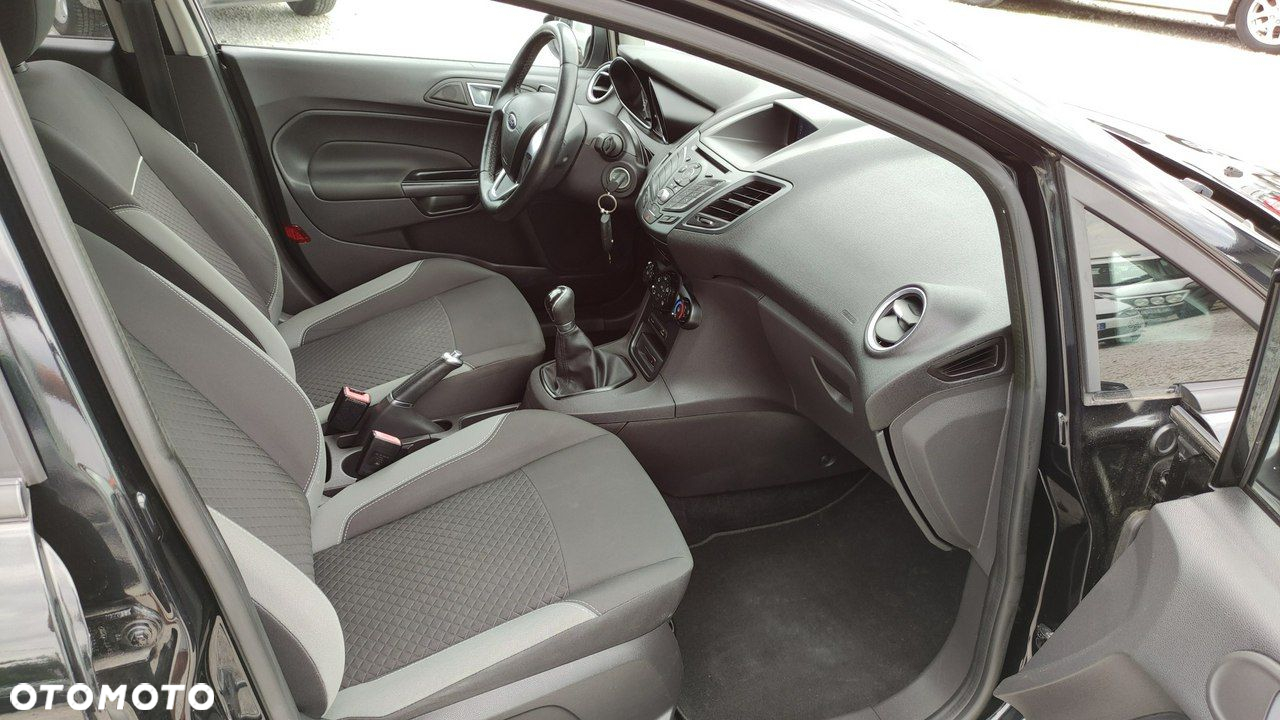 Ford Fiesta - 26