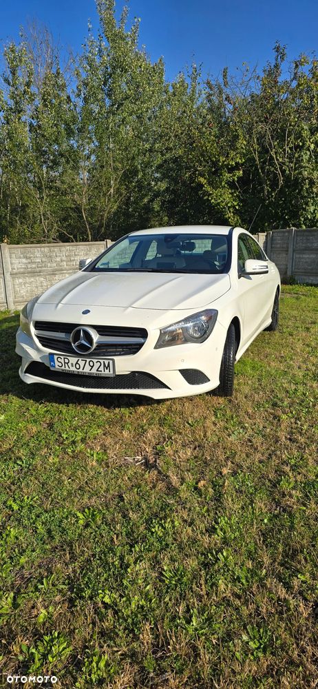 Mercedes-Benz CLA 180 d - 1