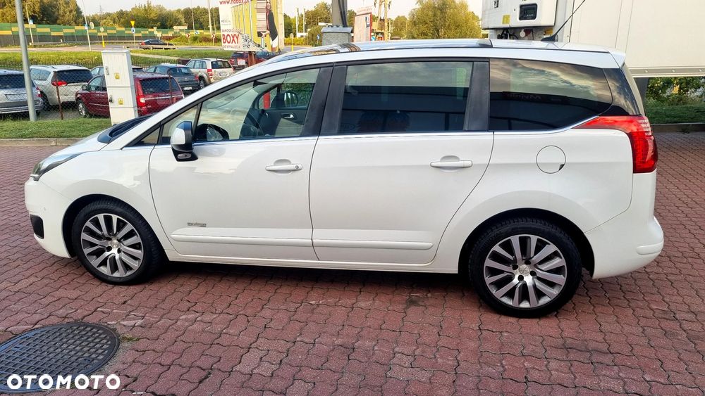 Peugeot 5008 HDI 160 Automatik Business-Line - 9