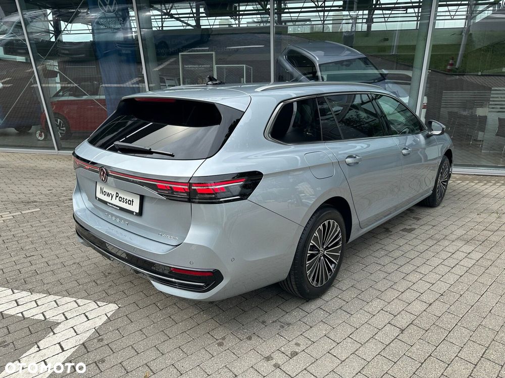 Volkswagen Passat - 9