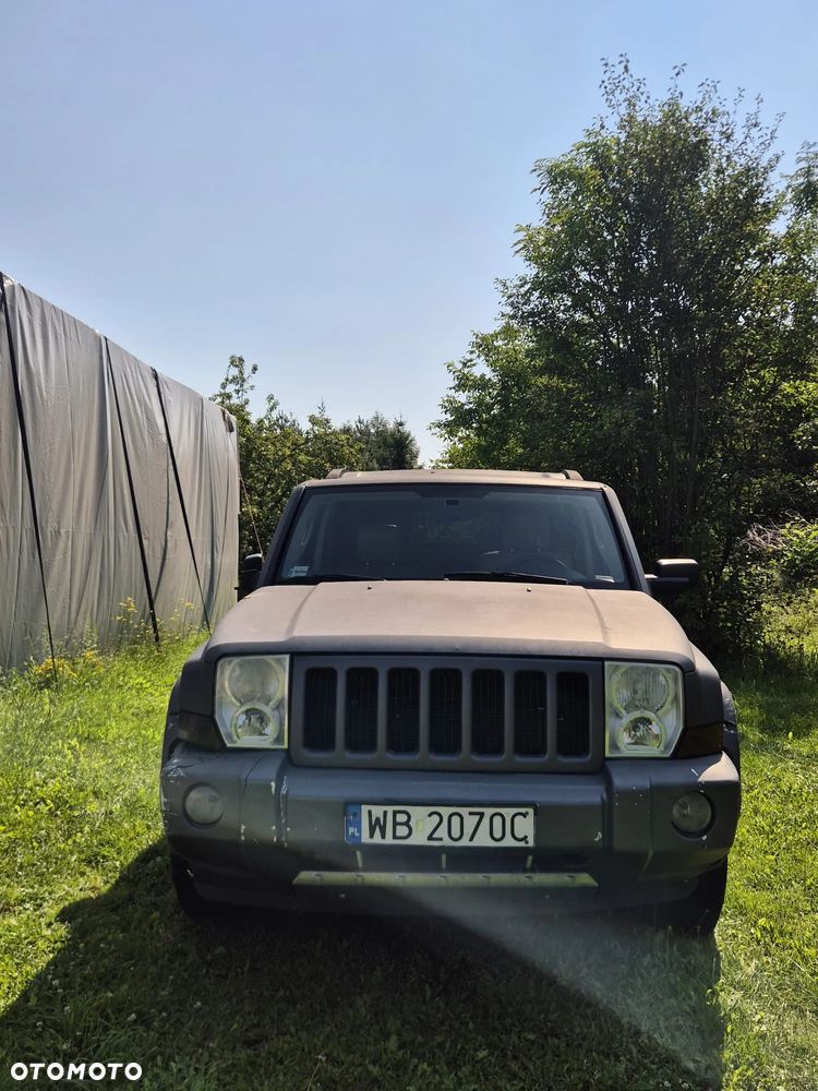Jeep Commander - 16