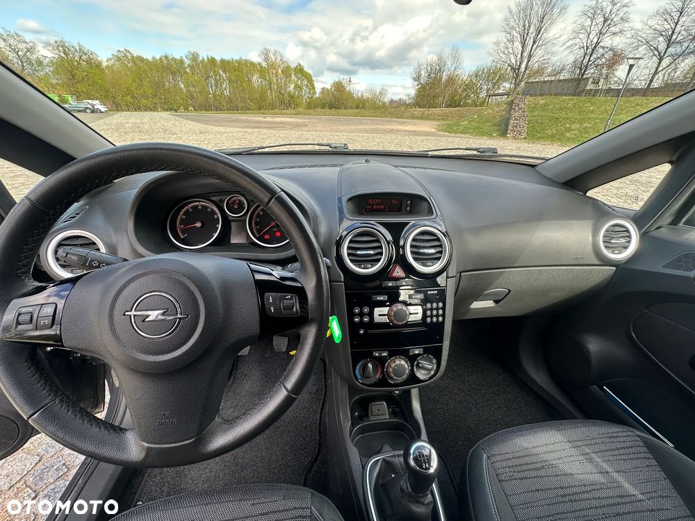 Opel Corsa - 21