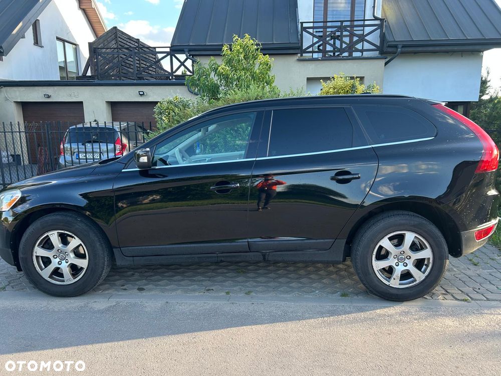 Volvo XC 60 D4 Momentum - 3