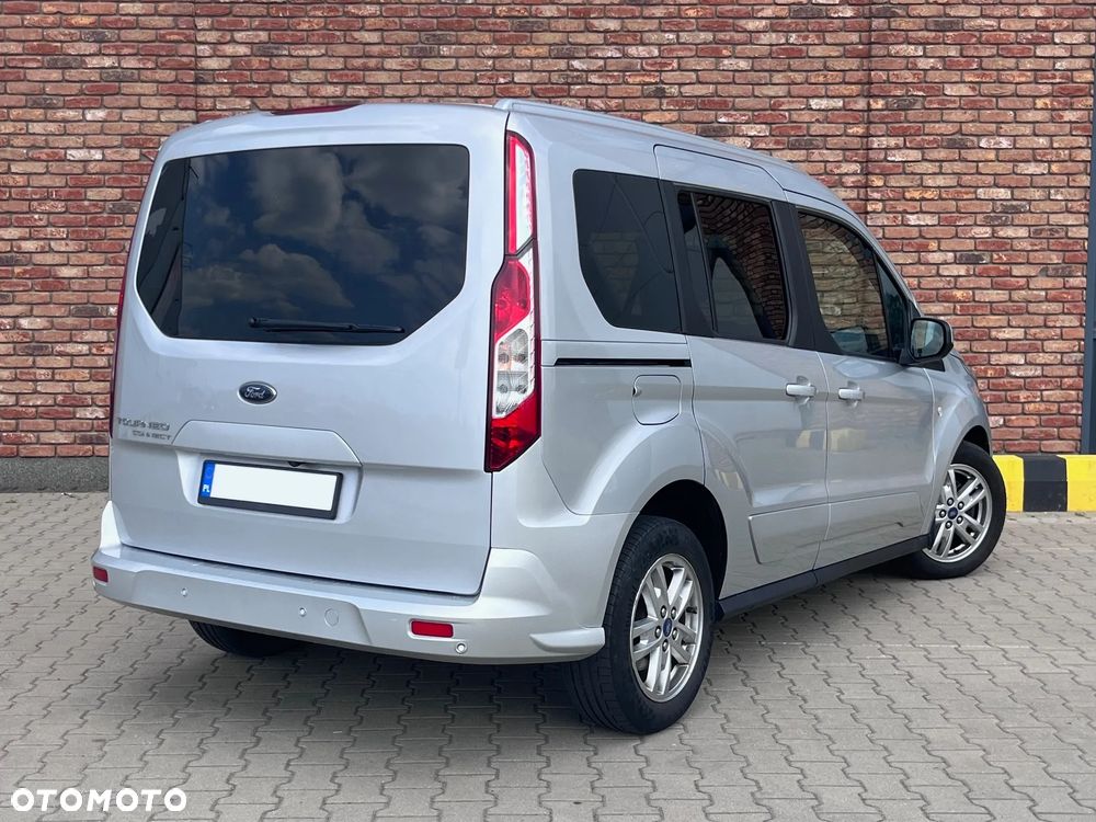 Ford Tourneo Connect - 4