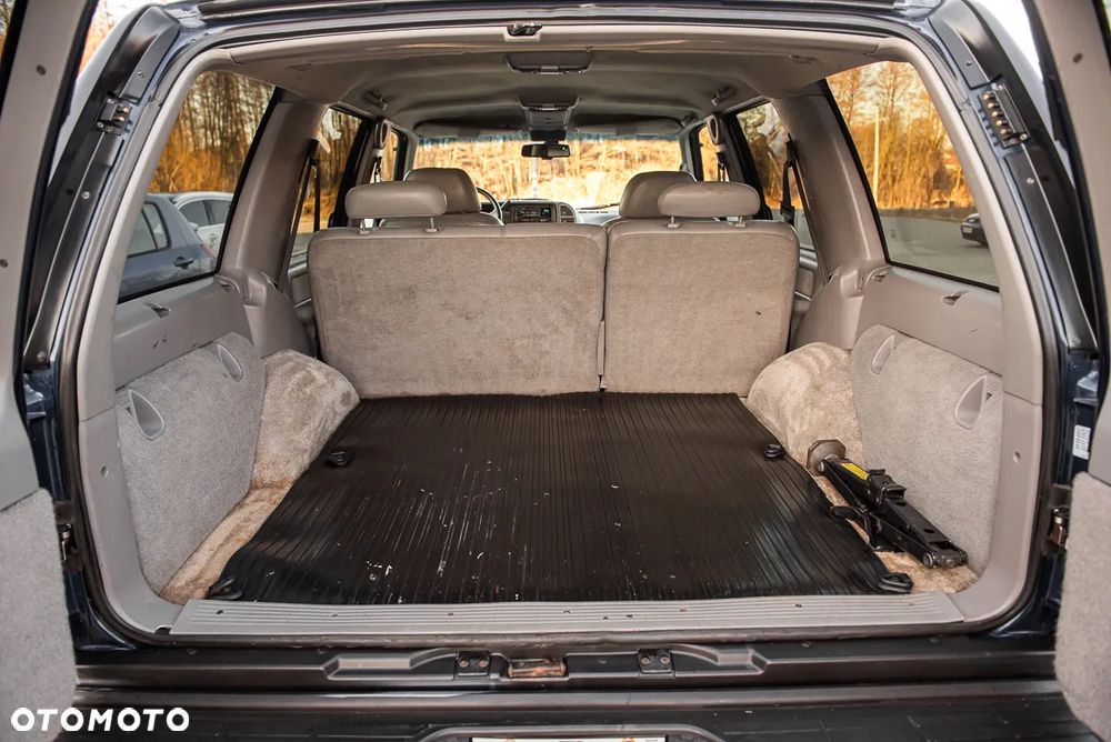 Chevrolet Tahoe LT Premium - 26