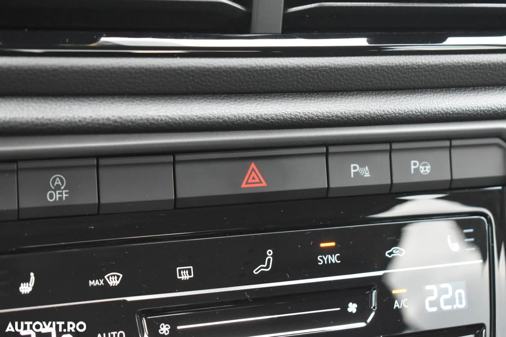 Volkswagen T-Roc 1.5 TSI DSG Life - 30