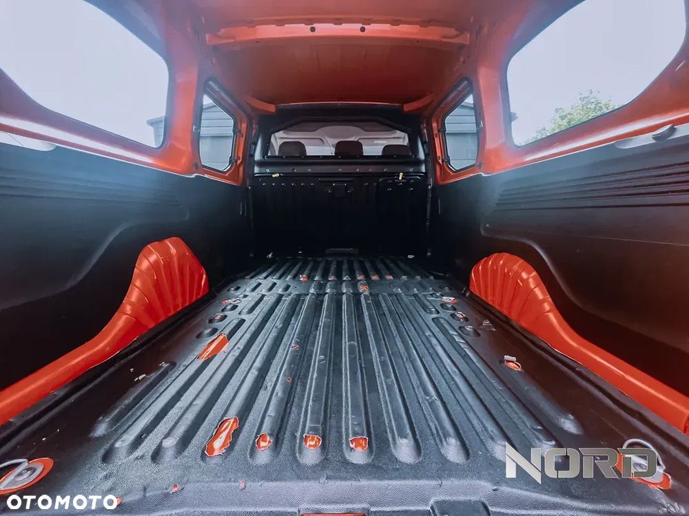 Peugeot Partner 1.5 Long Asphalt Aut. - 19