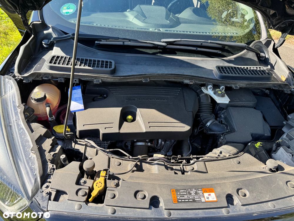 Ford Kuga - 24