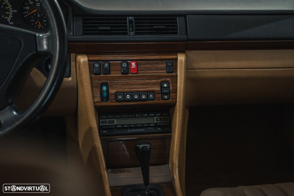 Mercedes-Benz W124 (1984-1997) - 13