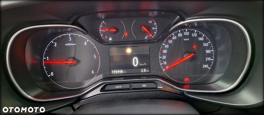 Opel Combo Life 1.5 CDTI Essentia S&S - 8