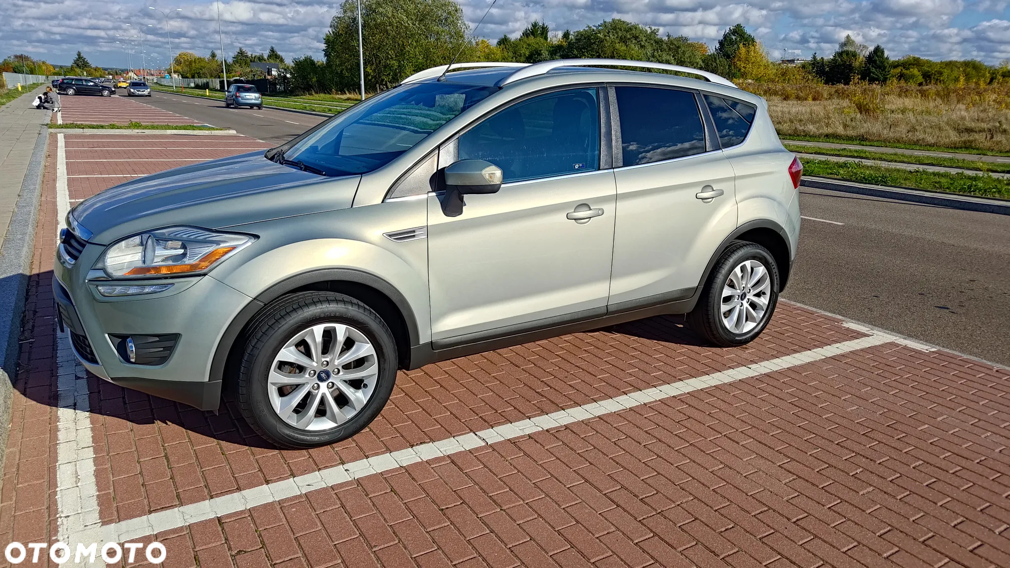 Ford Kuga 2.0 TDCi Titanium FWD - 32
