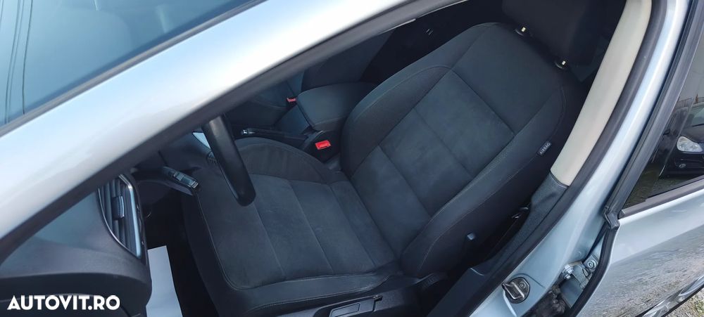 Volkswagen Golf 1.4 TSI Sportline - 26