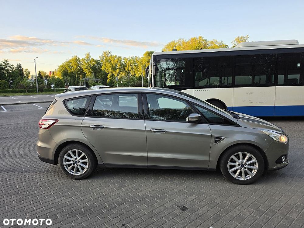Ford S-Max - 4