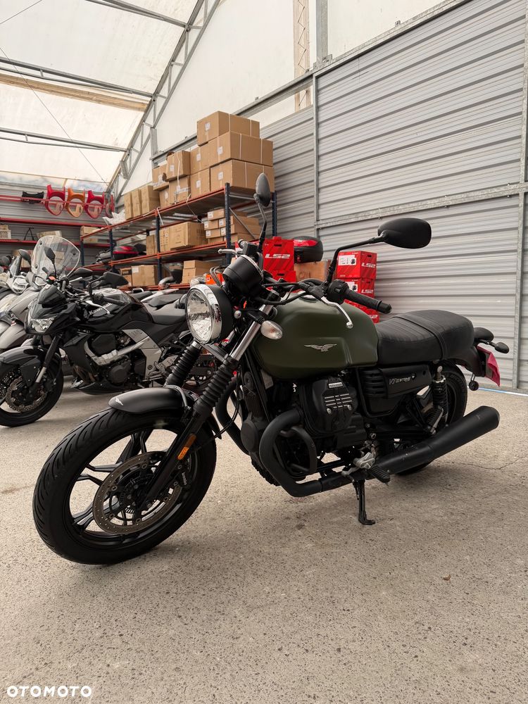 Moto Guzzi V7 - 3