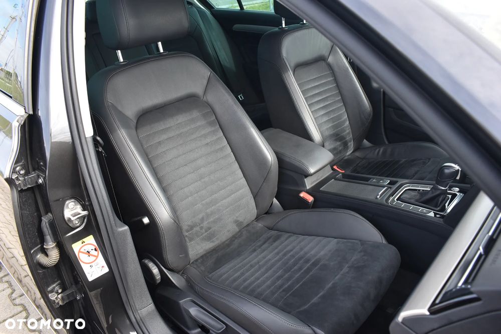 Volkswagen Passat 1.5 TSI EVO Highline DSG - 18
