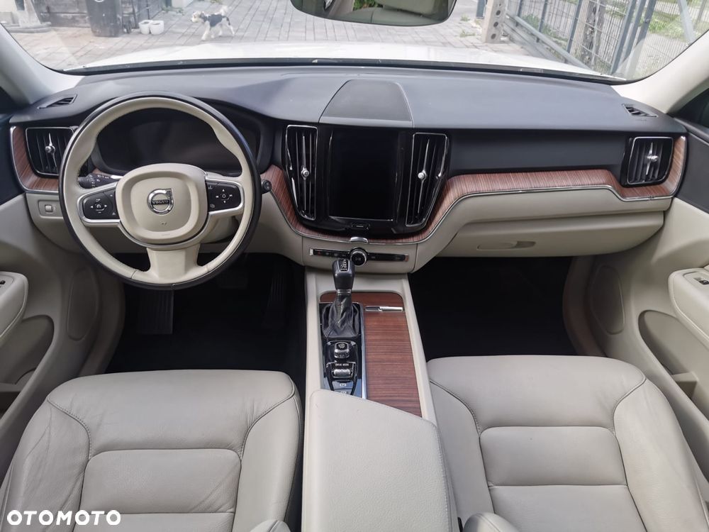 Volvo XC 60 T5 AWD Geartronic Momentum Pro - 21