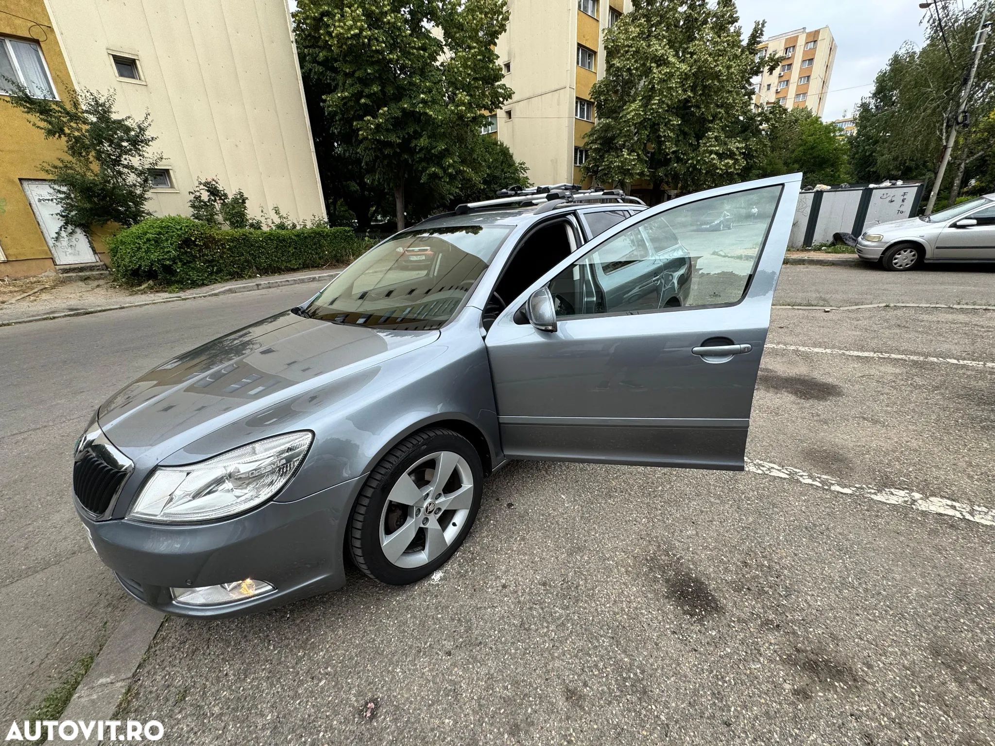 Skoda Octavia Combi 1.6 TDI DPF GreenLine - 1