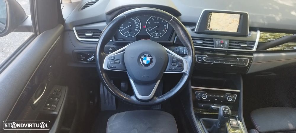 BMW 216 Active Tourer d Line Sport - 21