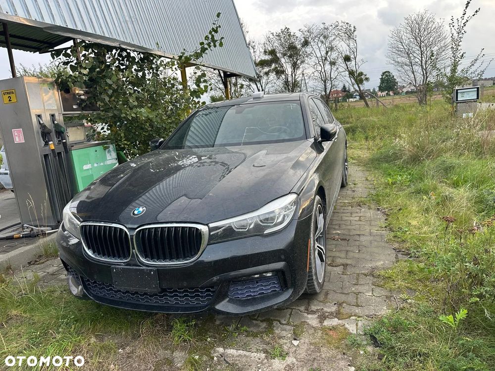 BMW Seria 7 740Li - 13