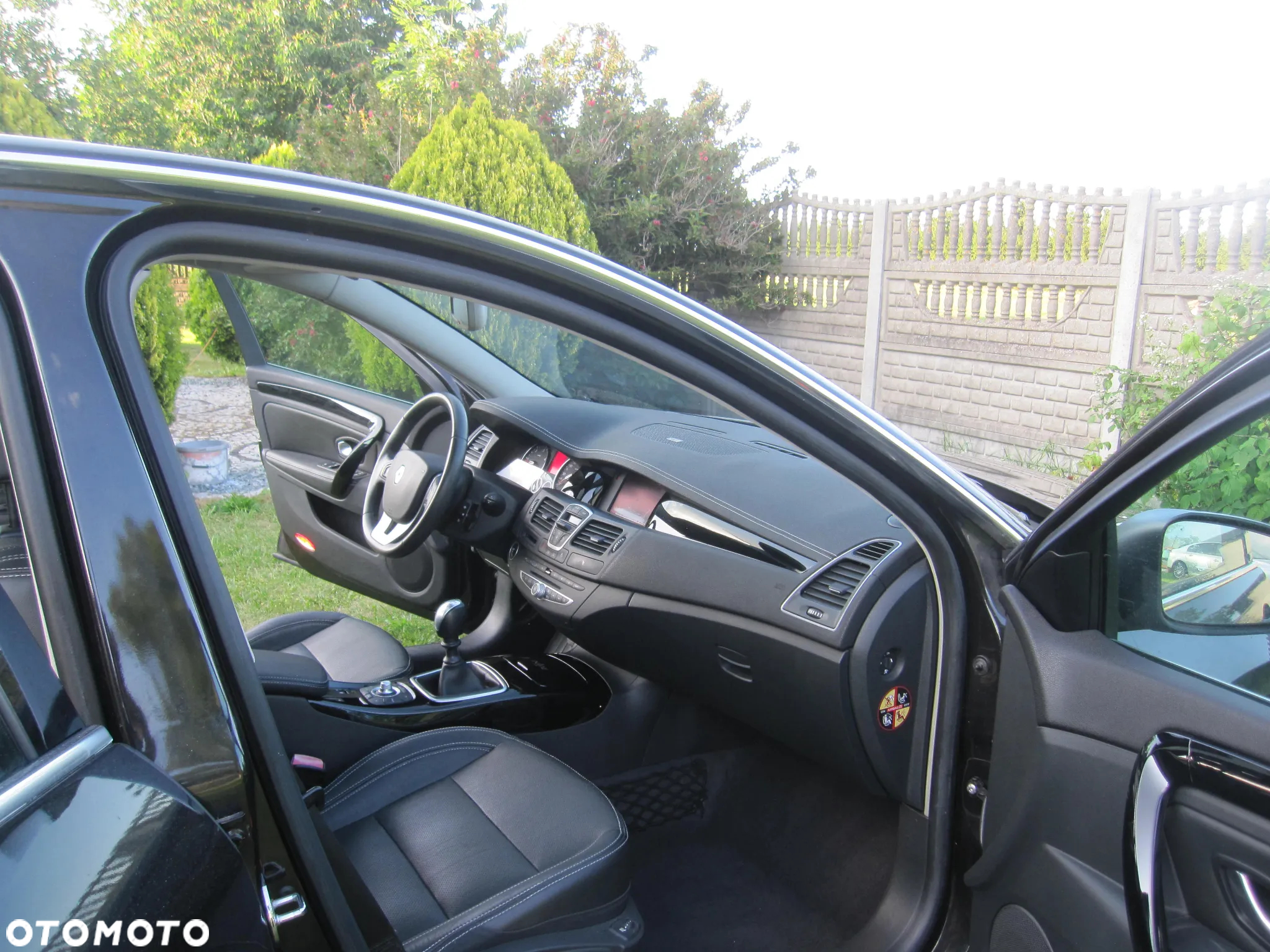 Renault Laguna Grandtour dCi 180 FAP Initiale - 9