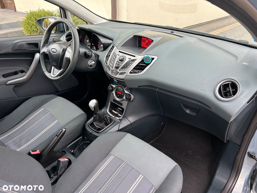 Ford Fiesta 1.25 Trend - 29