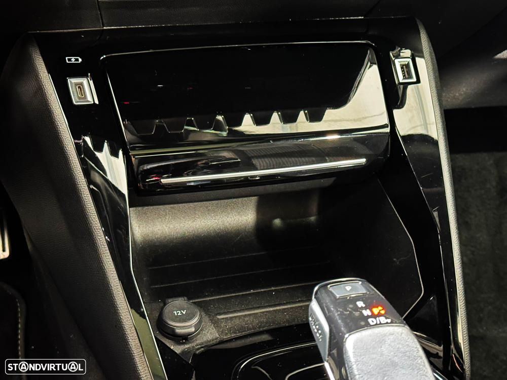 Peugeot e-2008 50 kWh GT Pack - 50