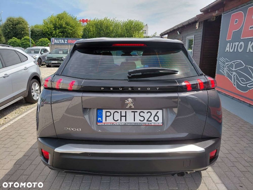 Peugeot 2008 - 7