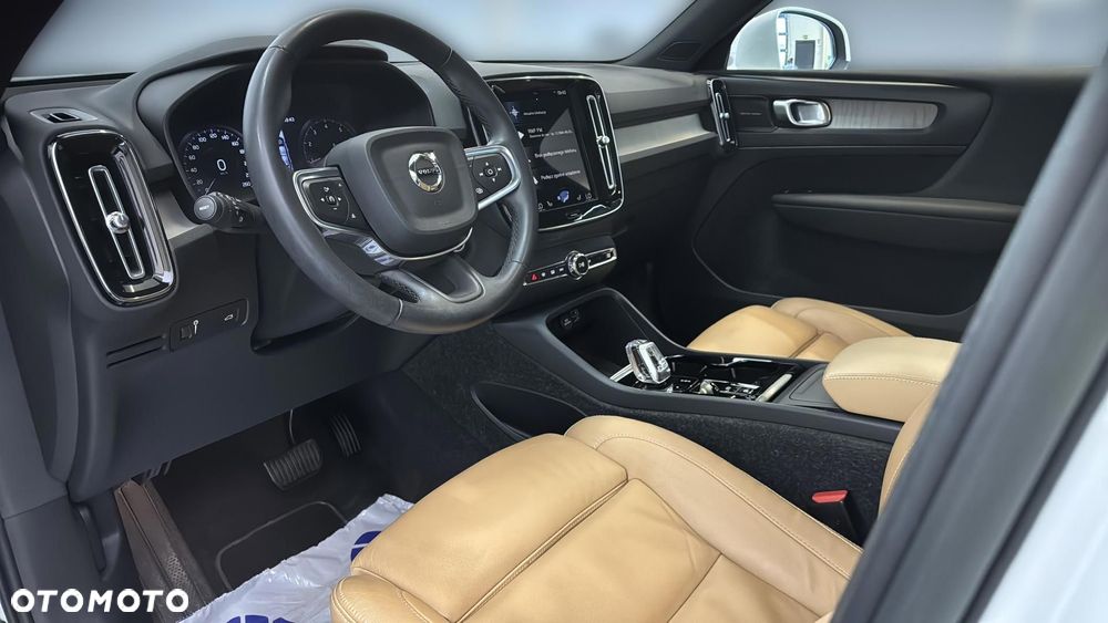 Volvo XC 40 T3 Inscription - 10