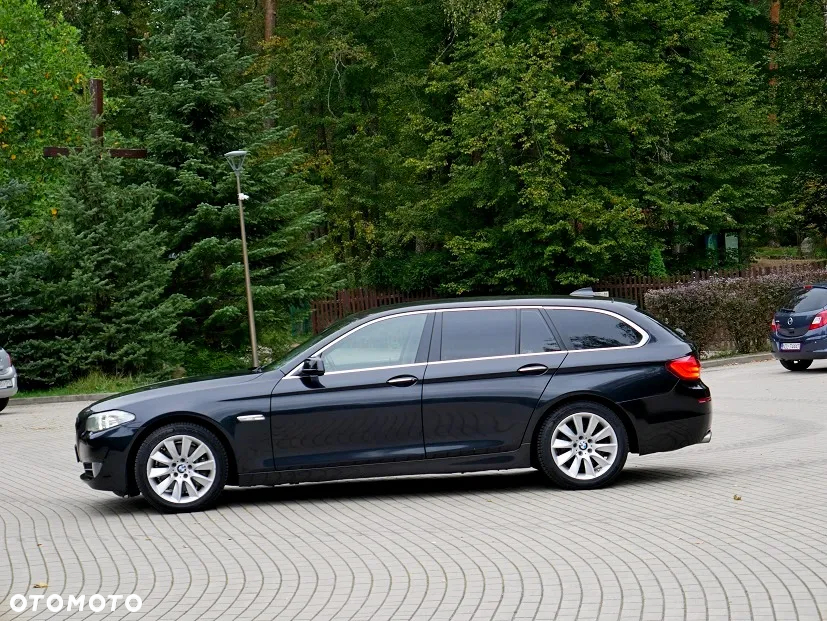 BMW Seria 5 530d Touring Sport-Aut - 10