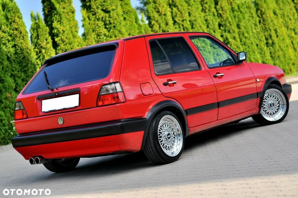 Volkswagen Golf - 23