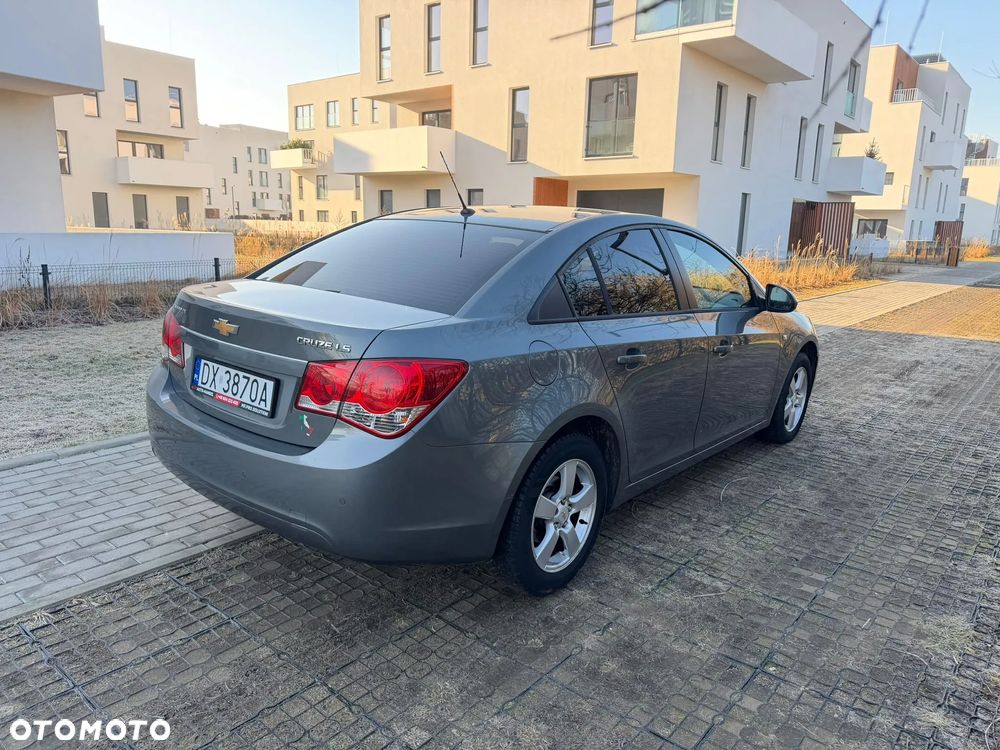 Chevrolet Cruze 1.6 LT+ - 6