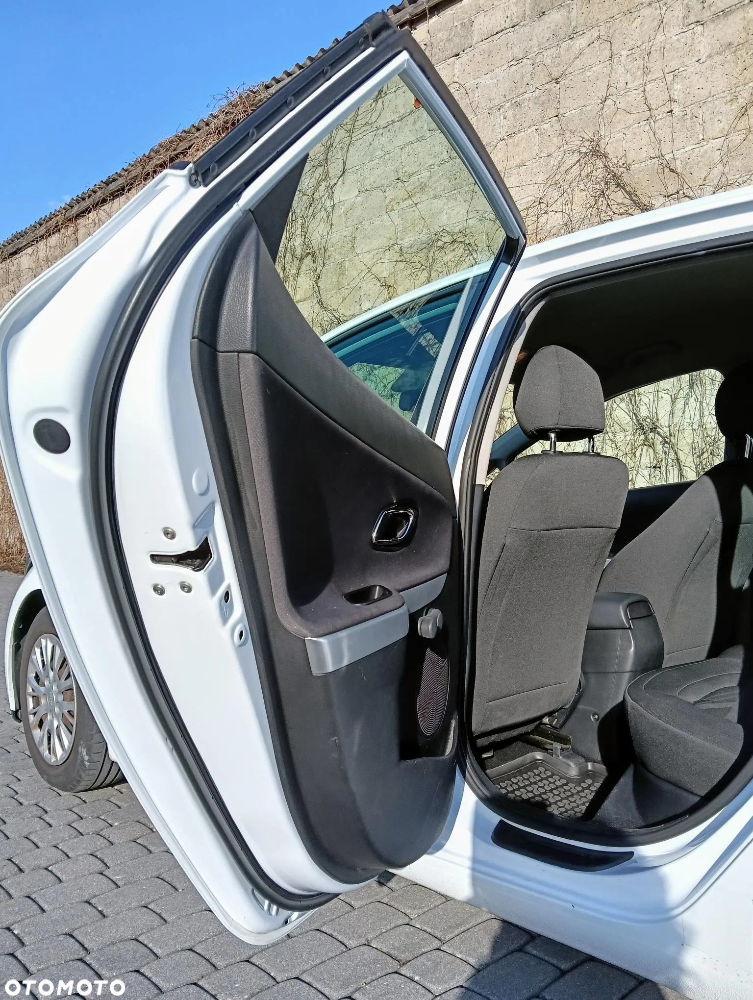 Kia Ceed Cee'd 1.4 CRDi M - 13