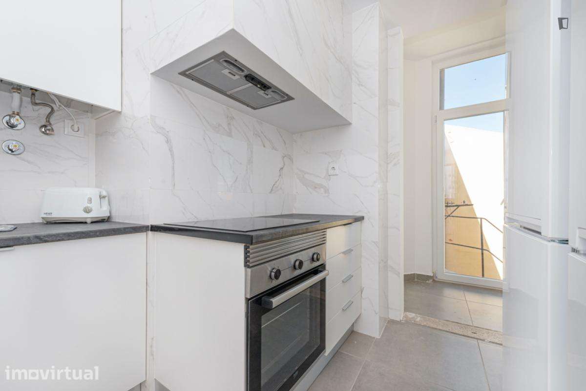 Quarto - localizado em Alcântara Lisbon - Grande imagem: 4/17