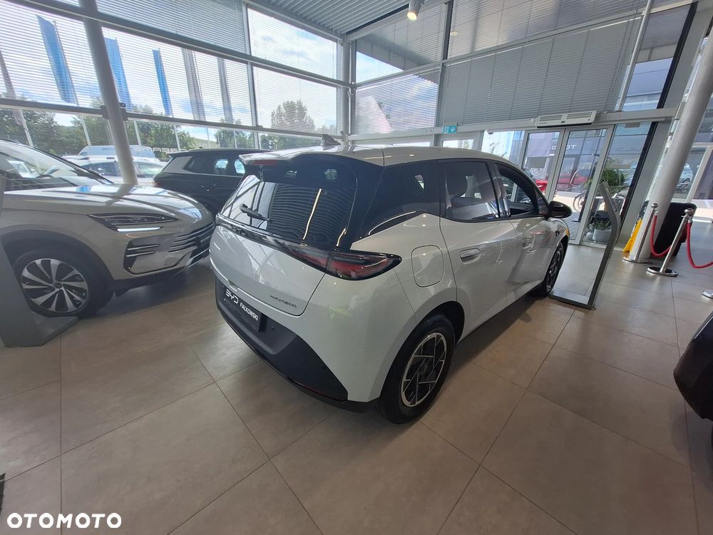 BYD Inny - 5