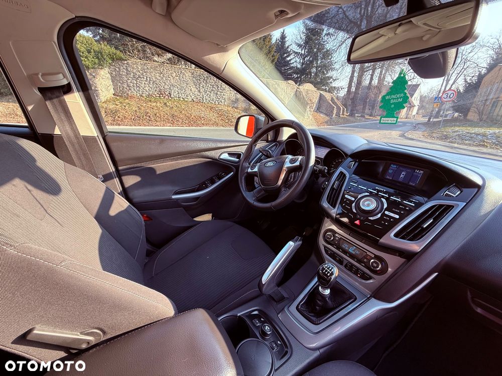 Ford Focus 1.6 EcoBoost Titanium - 6