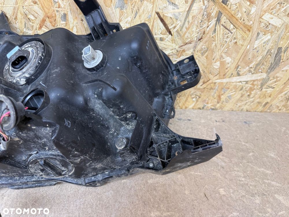 LAMPA LEWA SOCZEWKA LED TOYTOA TACOMA - 5