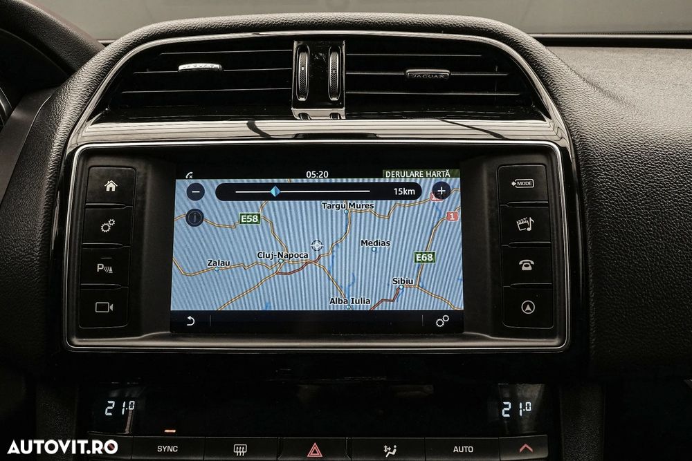 Jaguar F-Pace 20d AWD Pure - 21