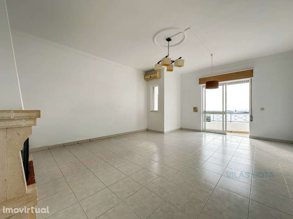 Loulé T3 Quartos no Segundo Andar e Vista para o Mar e Campo à Venda - Grande imagem: 4/34