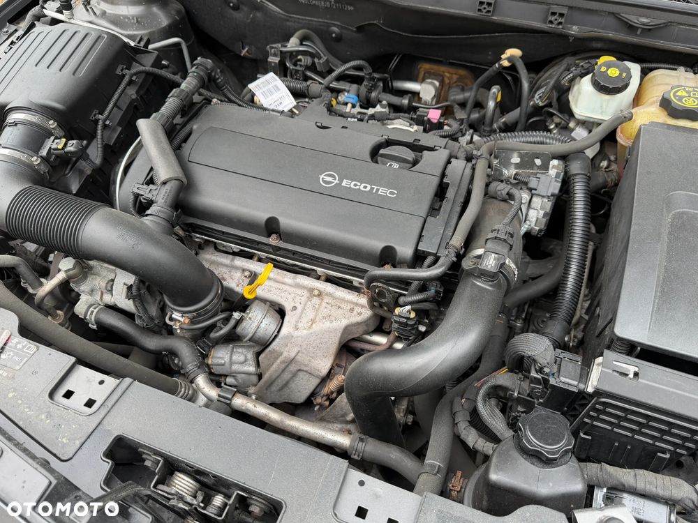 Opel Insignia 1.6 Turbo Cosmo - 23