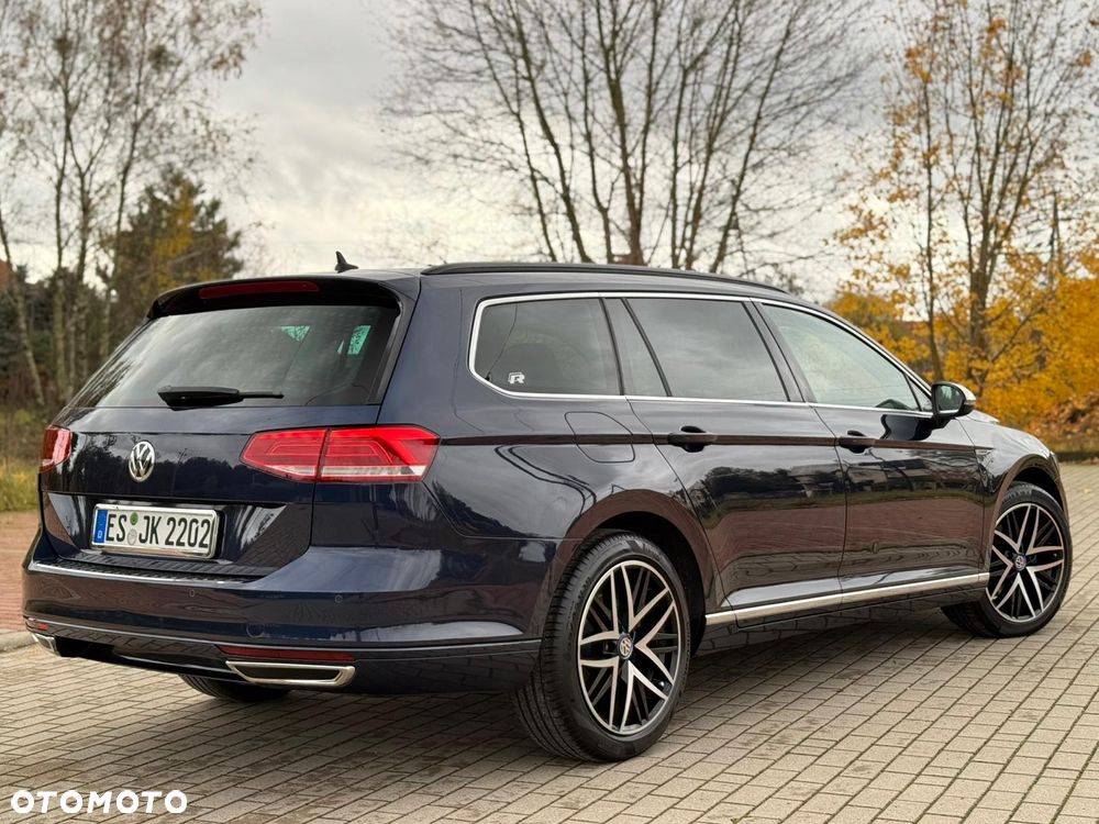 Volkswagen Passat - 4