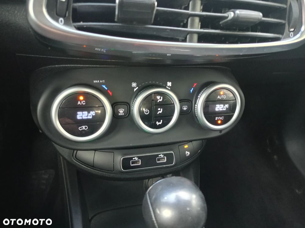 Fiat 500X 1.3 FireFly Turbo DCT 4x2 S&S Dolcevita Launch Edition - 31