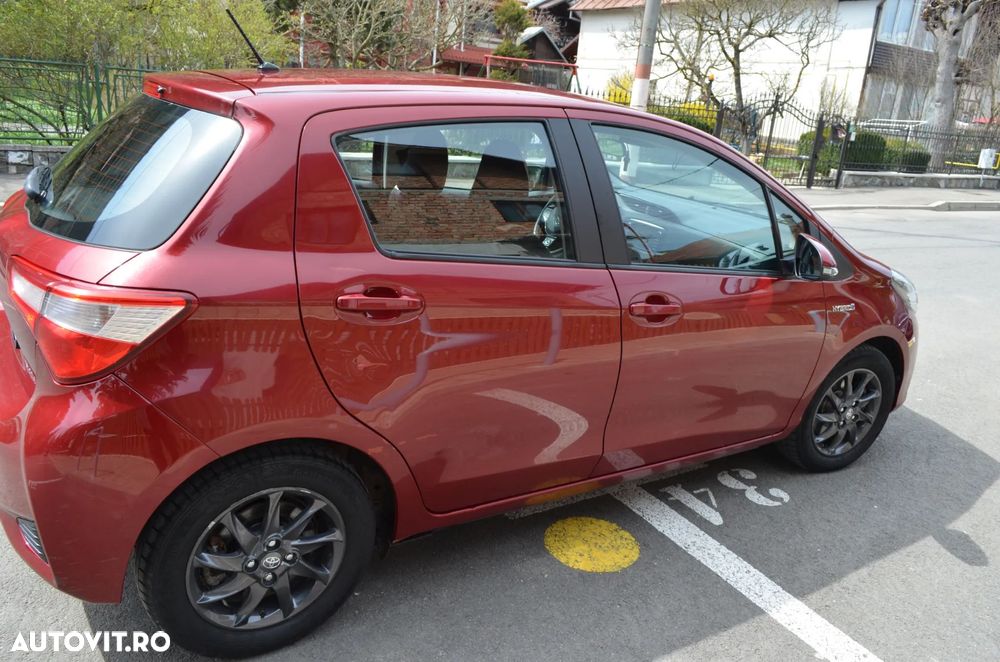 Toyota Yaris 1.5 VVT-i HSD Luna - 5