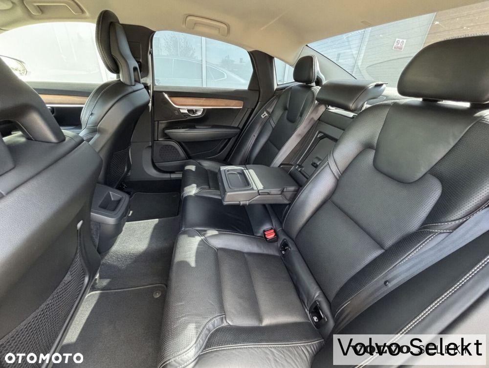 Volvo S90 - 17