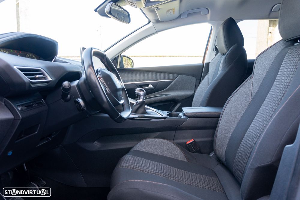 Peugeot 3008 PureTech 130 Stop & Start GPF Active - 12