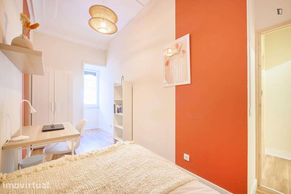 Quarto - localizado em Marquês de Pombal Lisbon - Grande imagem: 4/46