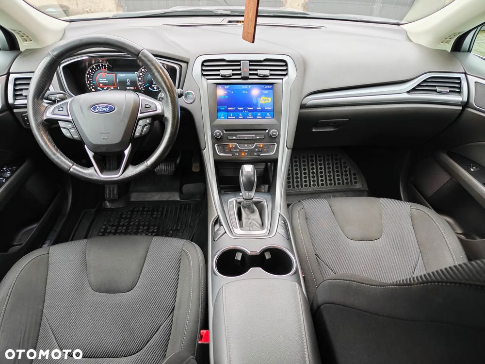 Ford Mondeo 2.0 TDCi Titanium PowerShift - 12