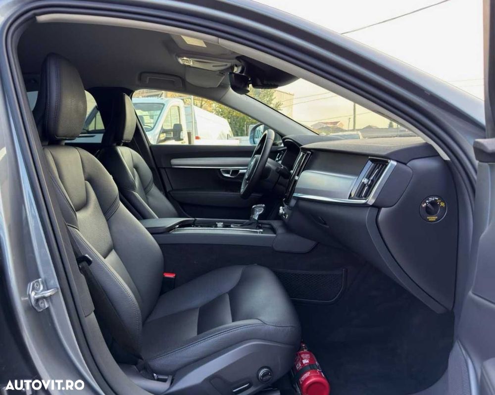 Volvo S90 D3 Momentum - 19