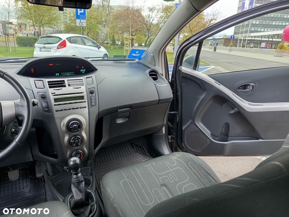 Toyota Yaris 1.33 Luna - 11